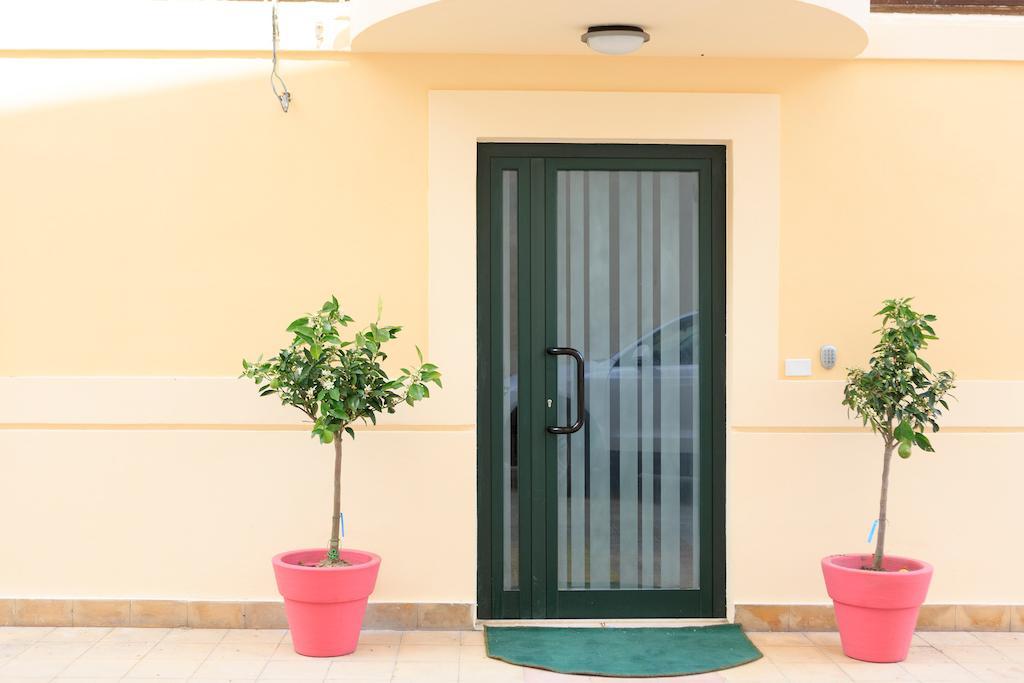 B&B Porta Della Sicilia メッシーナ 部屋 写真